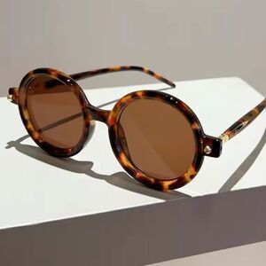 Brown Leopard Vintage Inspired Round Sunglasses